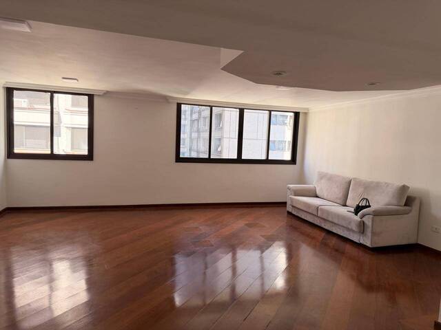 #528 - Apartamento para Venda em São Paulo - SP